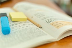 Dlaczego warto sięgnąć po Infos aktuell? O podręcznikach, które inspirują do nauki