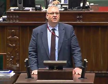 Wizualna oś czasu przedstawiająca kluczowe etapy kariery Bogdana Święczkowskiego, od prokuratora po prezesa Trybunału Konstytucyjnego.